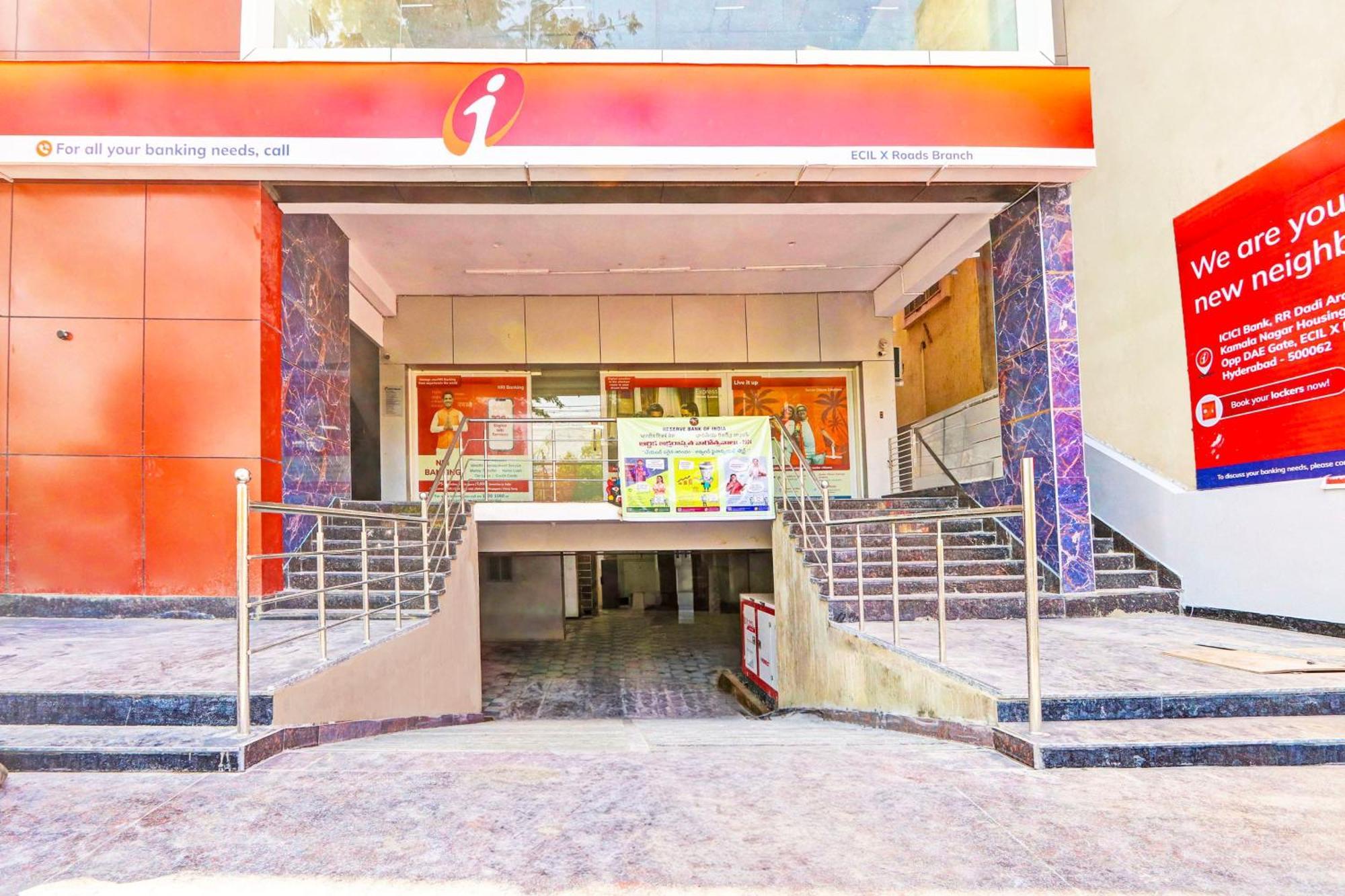 Hotel O R Square Hyderabad Esterno foto