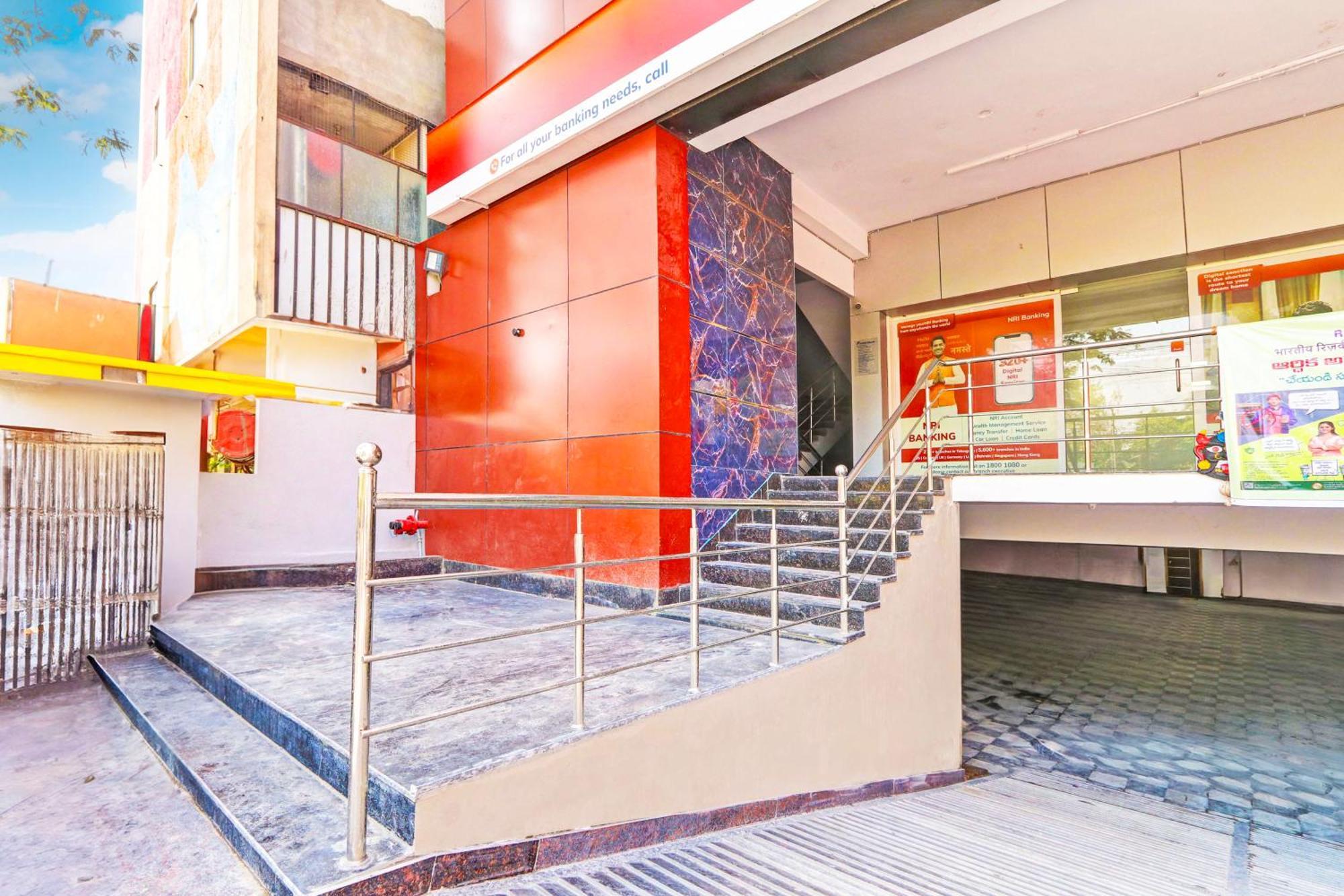 Hotel O R Square Hyderabad Esterno foto